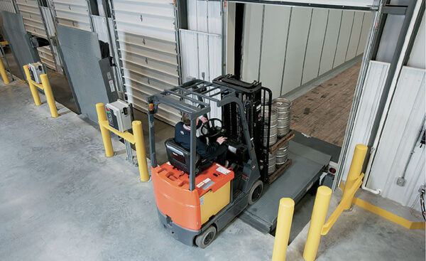 Efficient Loading Dock| Janesville WI | Country Door Systems